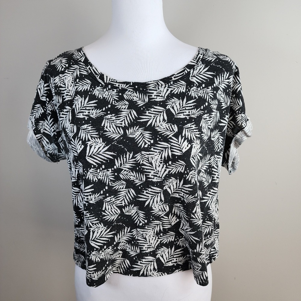 Aeropostale Crop‎ Top Womens Large Black White Tee Tropical Palm Leaves Beachy